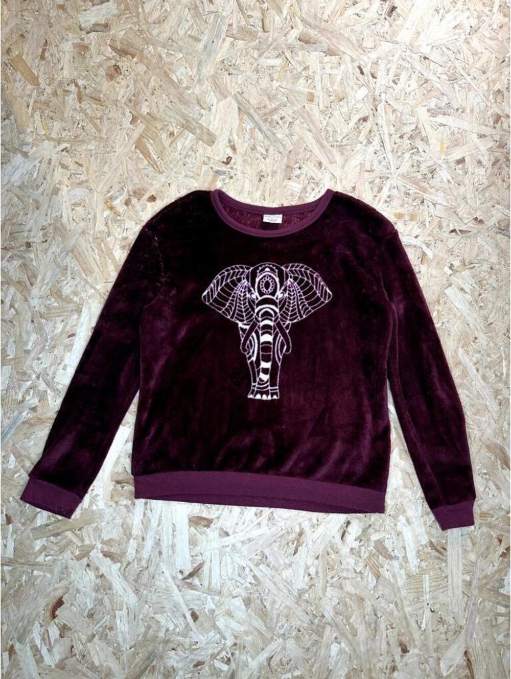 Love Tribe Elephant Fleece Sweatshirt Womens Large Maroon Purple Fuzzy Pullover